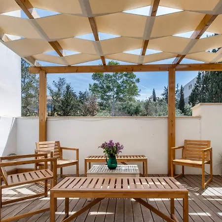 Villa Genesis Grande Acropolis Hill